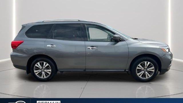 2020 Nissan Pathfinder S