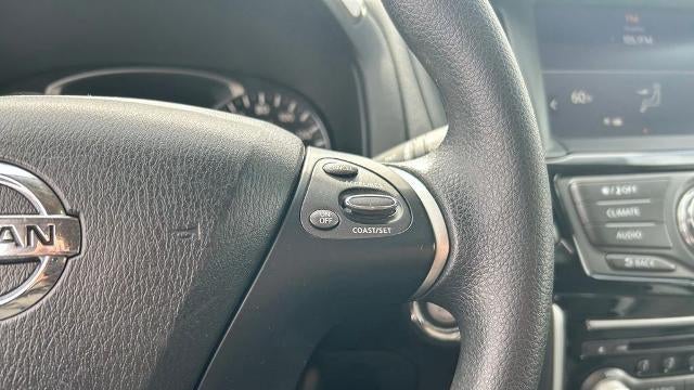 2020 Nissan Pathfinder S