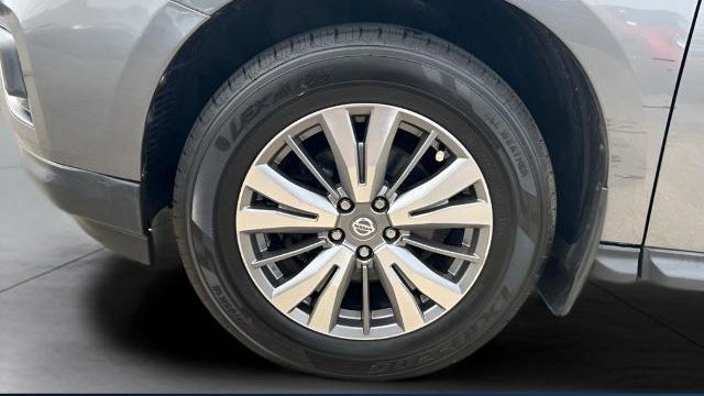 2020 Nissan Pathfinder S