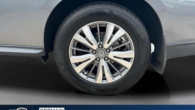 2020 Nissan Pathfinder S