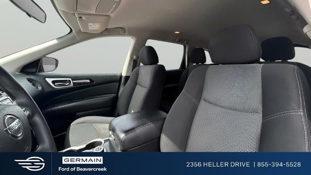 2020 Nissan Pathfinder S