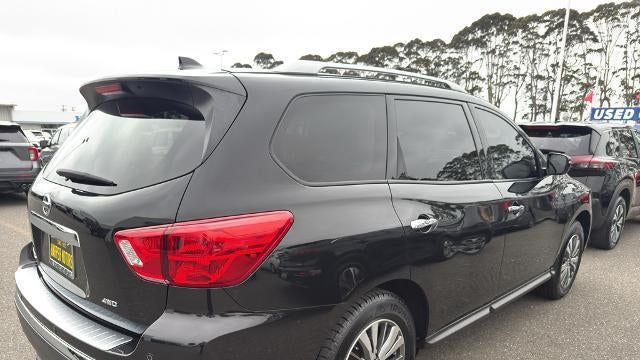 2020 Nissan Pathfinder S