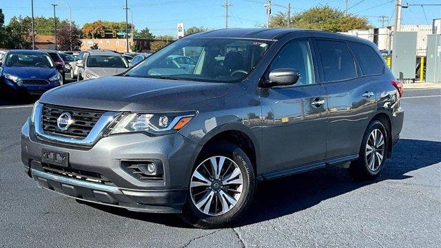 2020 Nissan Pathfinder S
