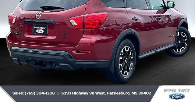 2020 Nissan Pathfinder SV