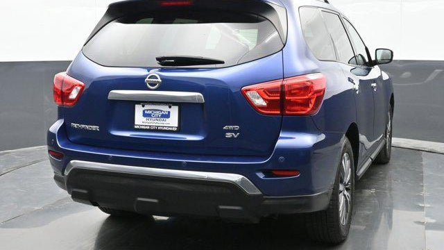 2020 Nissan Pathfinder SV