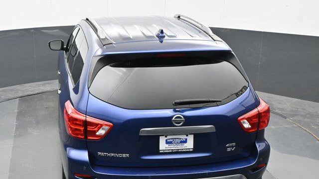 2020 Nissan Pathfinder SV