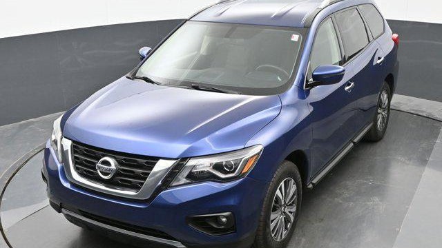 2020 Nissan Pathfinder SV