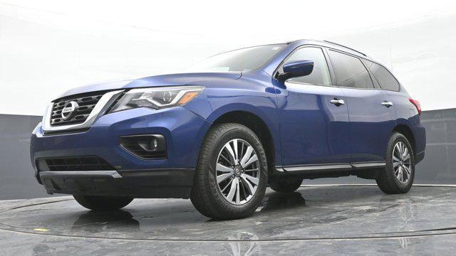 2020 Nissan Pathfinder SV