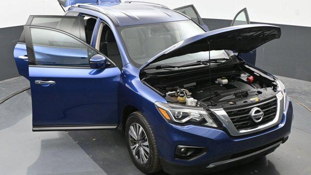 2020 Nissan Pathfinder SV
