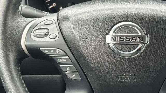 2020 Nissan Pathfinder SV