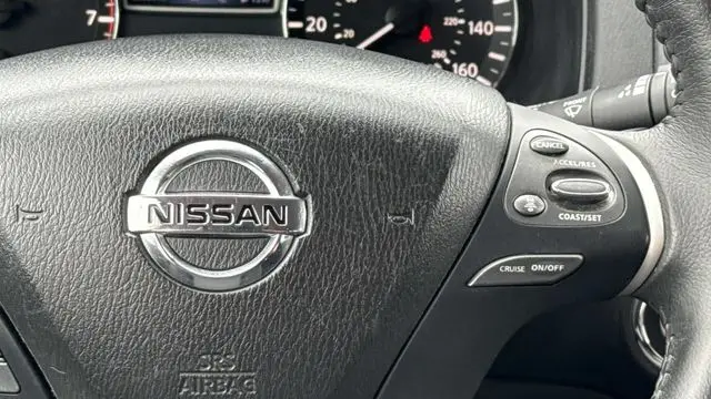 2020 Nissan Pathfinder SV
