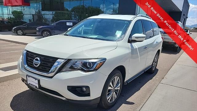 2020 Nissan Pathfinder SV
