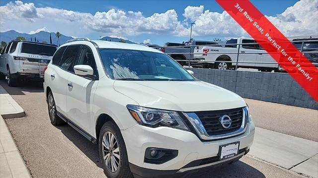 2020 Nissan Pathfinder SV