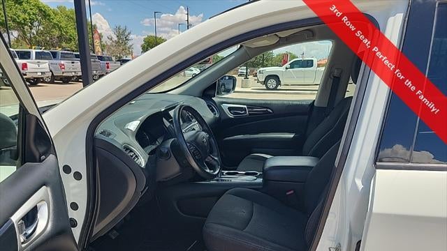 2020 Nissan Pathfinder SV