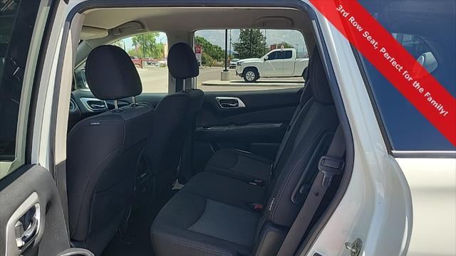 2020 Nissan Pathfinder SV