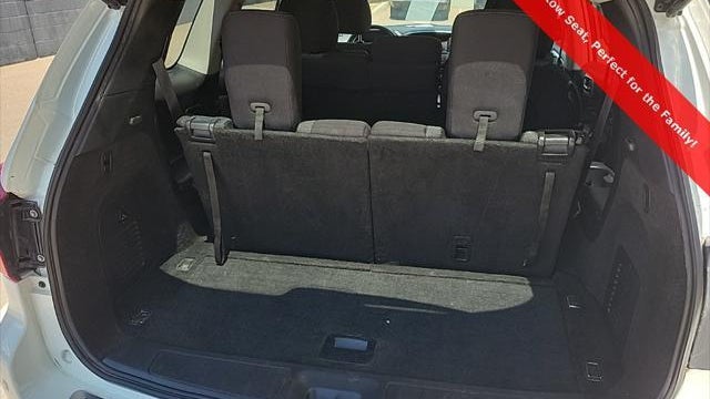 2020 Nissan Pathfinder SV