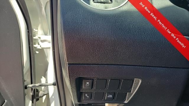 2020 Nissan Pathfinder SV
