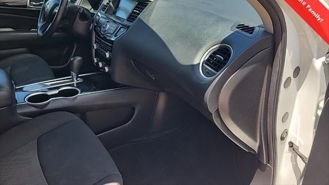 2020 Nissan Pathfinder SV