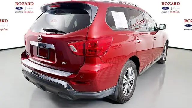 2020 Nissan Pathfinder SV