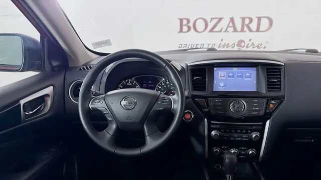 2020 Nissan Pathfinder SV