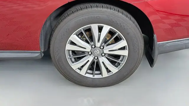 2020 Nissan Pathfinder SV