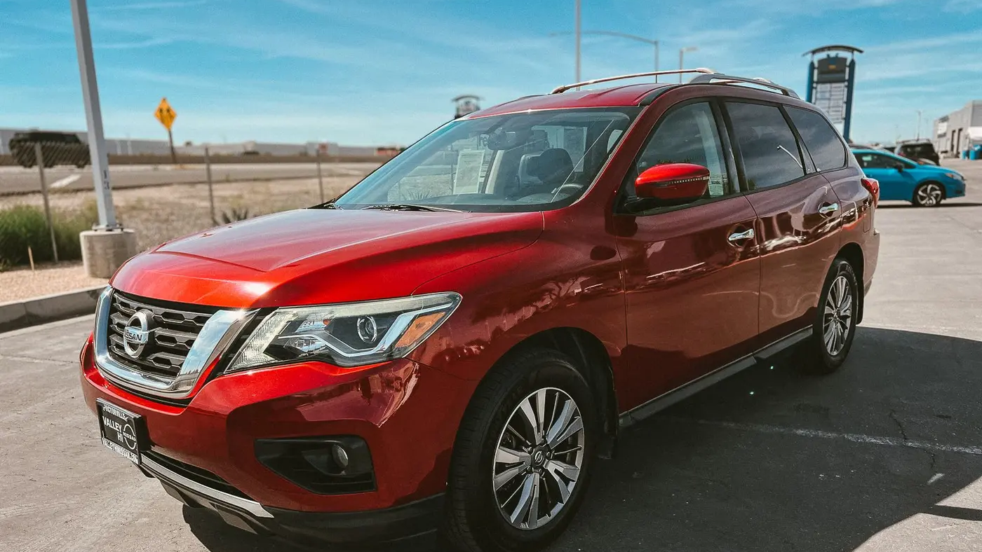2020 Nissan Pathfinder SV