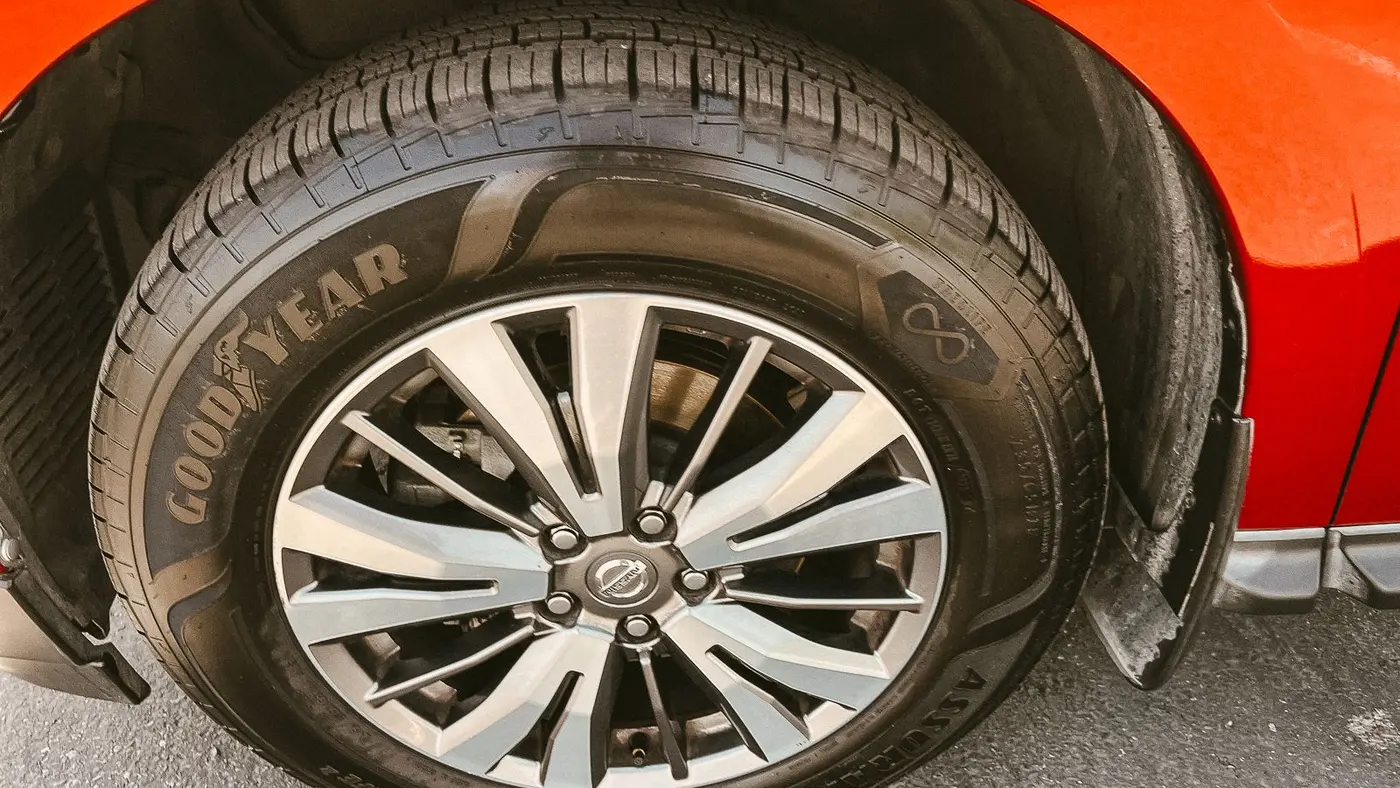 2020 Nissan Pathfinder SV
