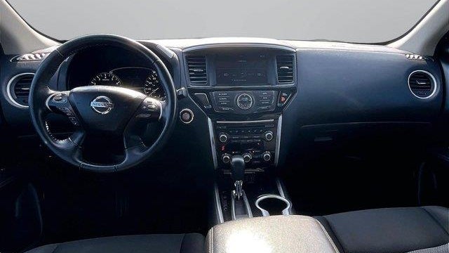2020 Nissan Pathfinder SV