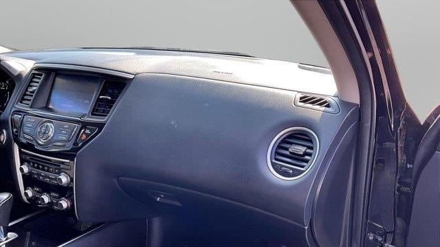 2020 Nissan Pathfinder SV