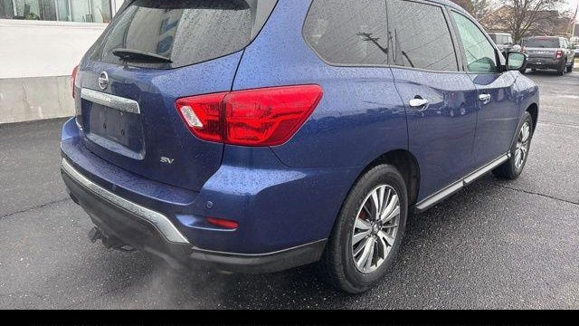 2020 Nissan Pathfinder SV