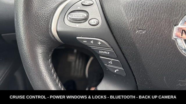 2020 Nissan Pathfinder SV