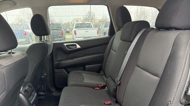 2020 Nissan Pathfinder SV