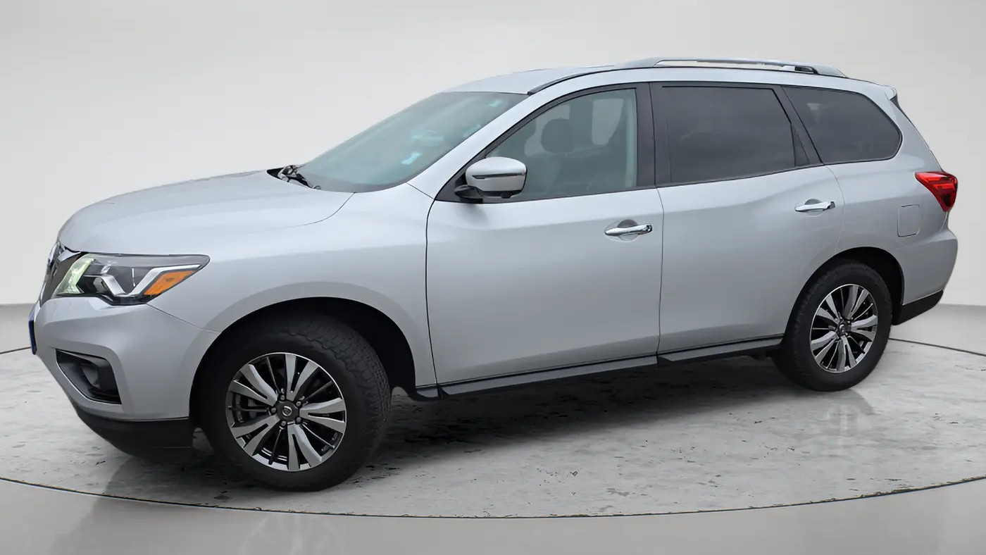 2020 Nissan Pathfinder SL