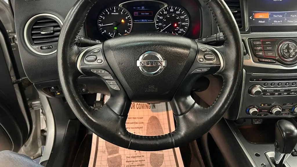 2020 Nissan Pathfinder SL