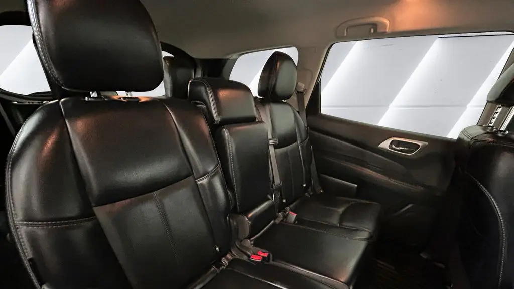 2020 Nissan Pathfinder SL