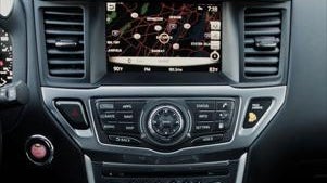 2020 Nissan Pathfinder SL