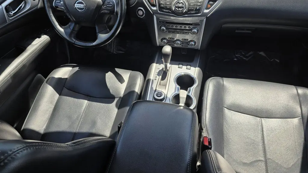 2020 Nissan Pathfinder SL
