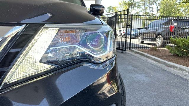 2020 Nissan Pathfinder SL