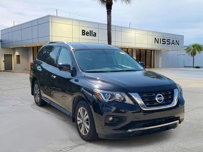 Photo of a 2020 Nissan Pathfinder SL 4DR SUV for sale