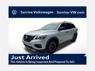 2020 Nissan Pathfinder SL 4DR SUV