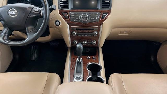 2020 Nissan Pathfinder Platinum
