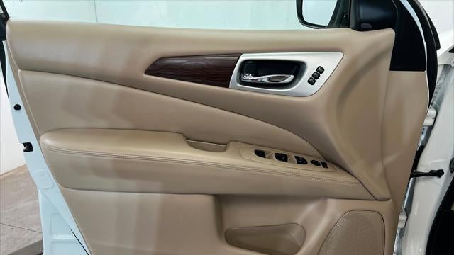 2020 Nissan Pathfinder Platinum