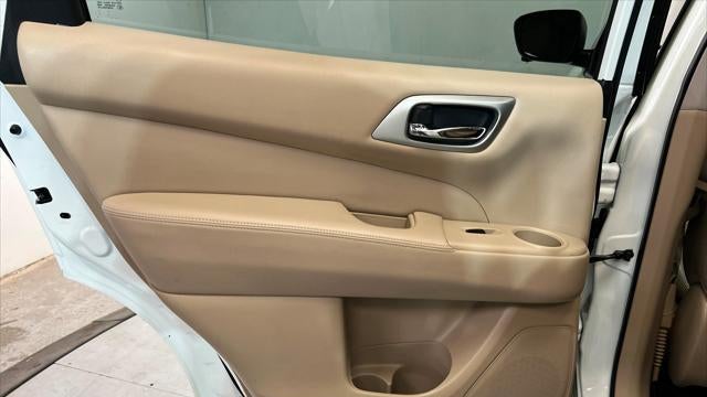 2020 Nissan Pathfinder Platinum