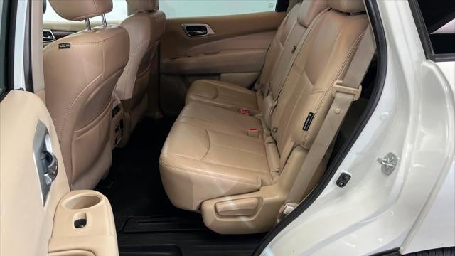 2020 Nissan Pathfinder Platinum