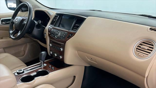 2020 Nissan Pathfinder Platinum