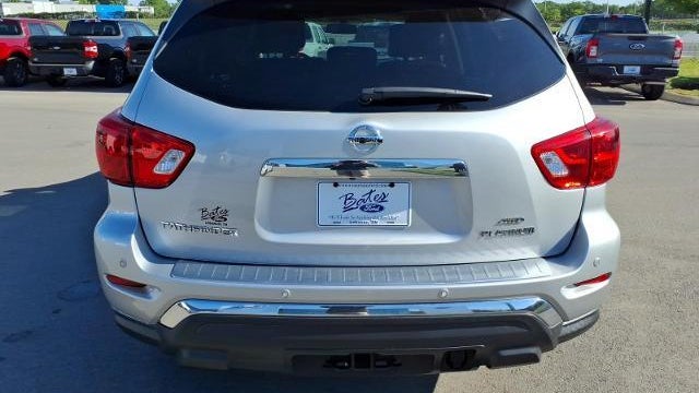 2017 Nissan Pathfinder S