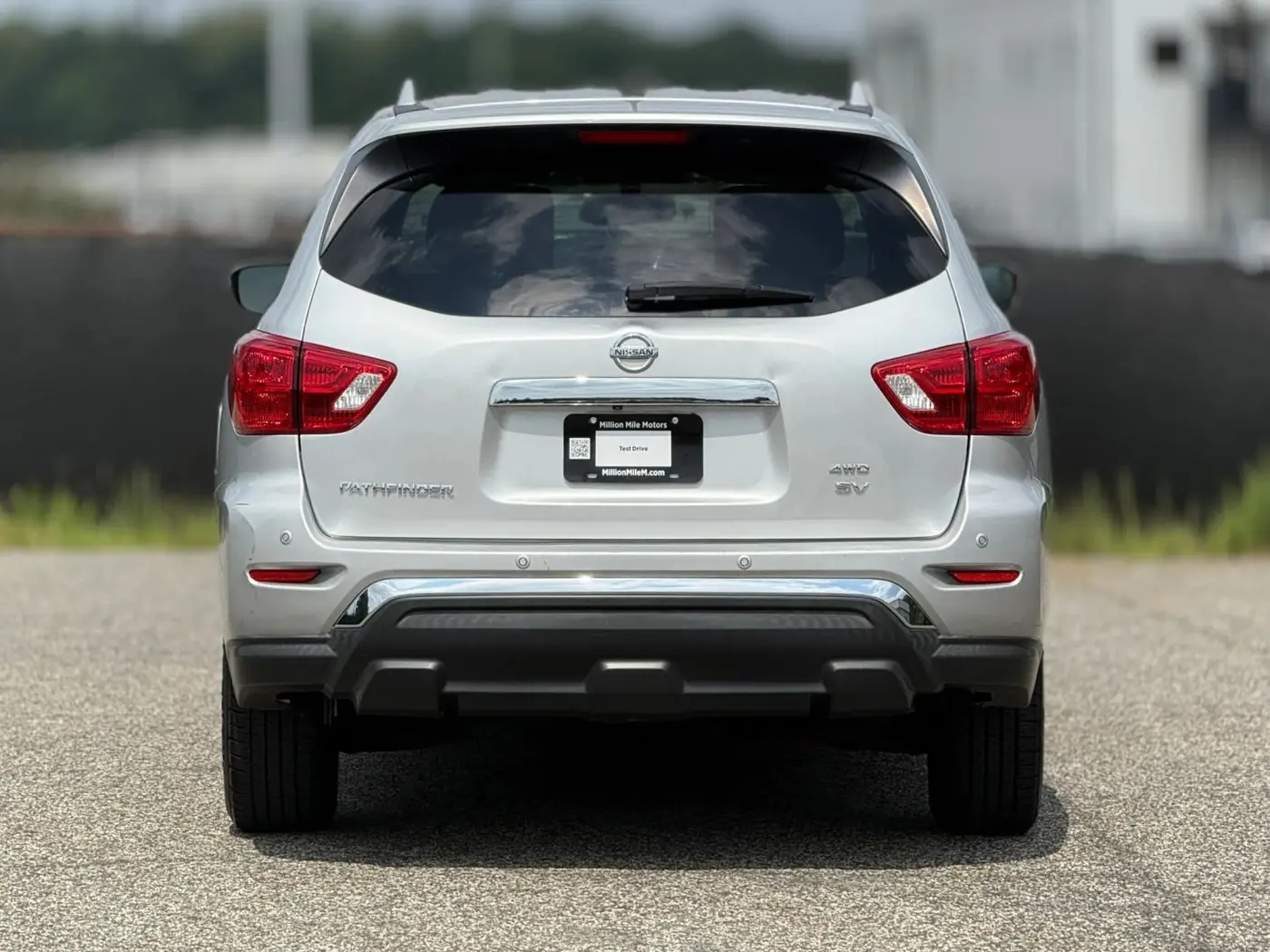2018 Nissan Pathfinder - $9,450