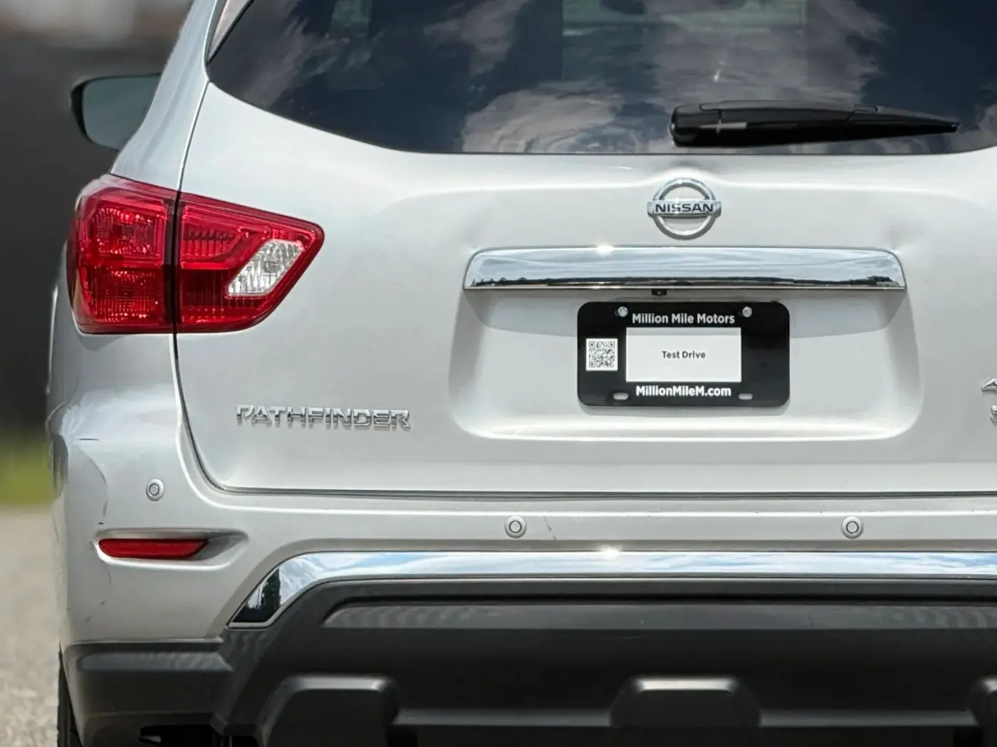 2018 Nissan Pathfinder - $9,450