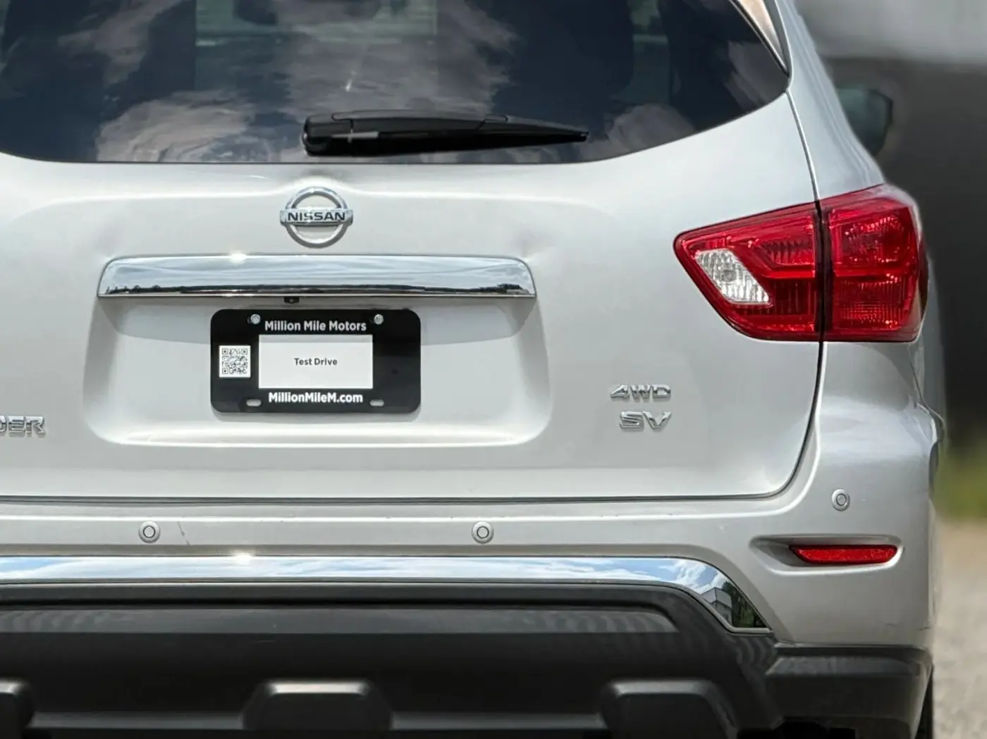 2018 Nissan Pathfinder - $9,450