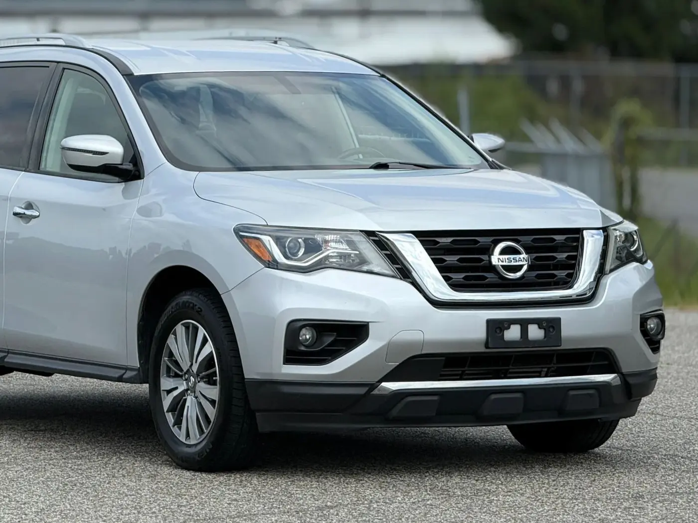 2018 Nissan Pathfinder - $9,450